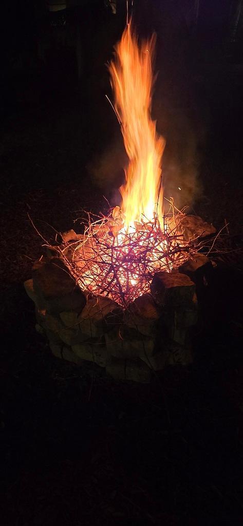 0000_CampFire.jpg.17d421411648a06f0eddf9bcd0a4f91f.jpg